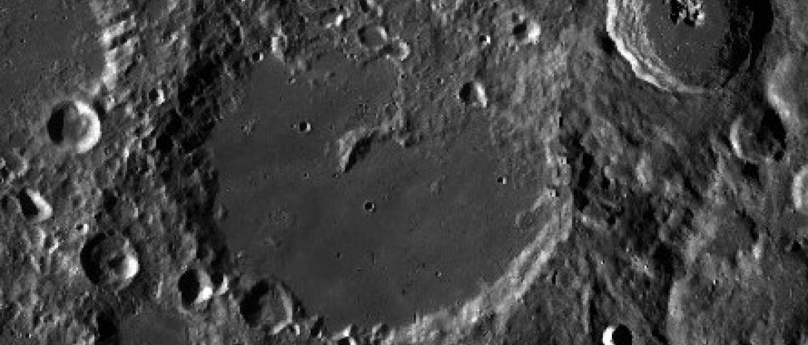 China explores lunar craters